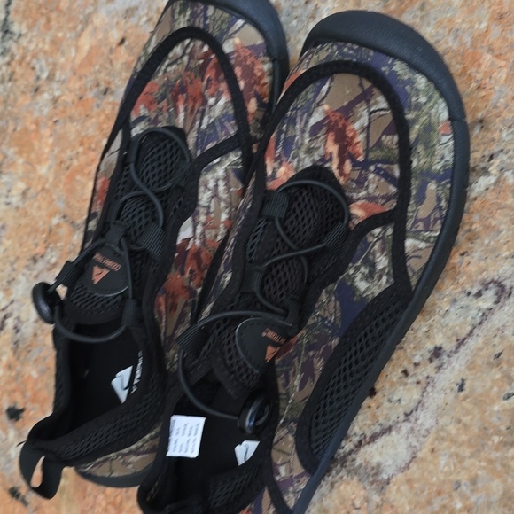 Ozark Trail Water Shoes Men's 7-8 Camo Quick-Dry Comfort Slip On Beach Pool - Picture 1 of 3